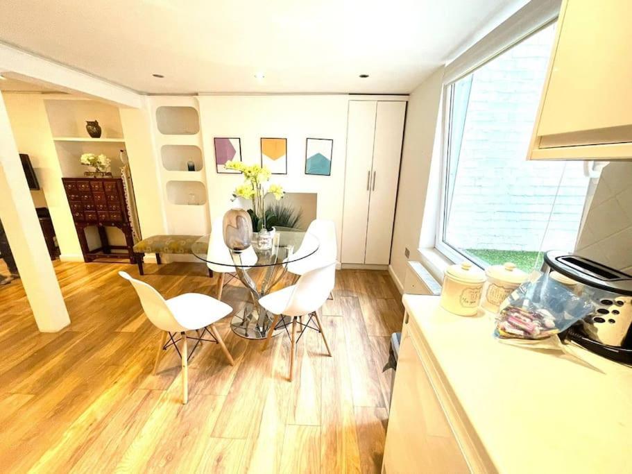 Historical Building / Cozy Basement Apt / Central Cambridge  Luaran gambar