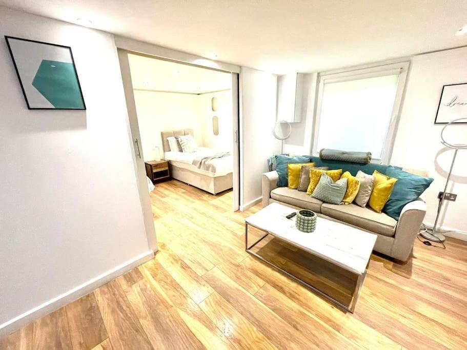 Historical Building / Cozy Basement Apt / Central Cambridge  Luaran gambar